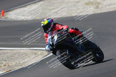media/Sep-21-2025-TrackDaz (Sun) [[277c75b276]]/C Group/1140pm (Turn 3)/